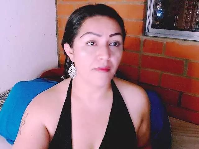 pepiitaa-pexx from BongaCams