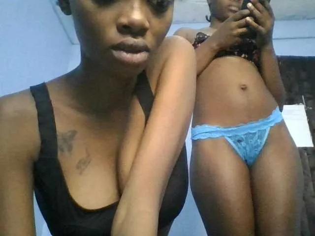 Petitegals from BongaCams is Freechat