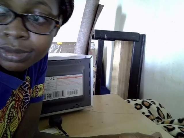 petitehotgirl from BongaCams is Freechat