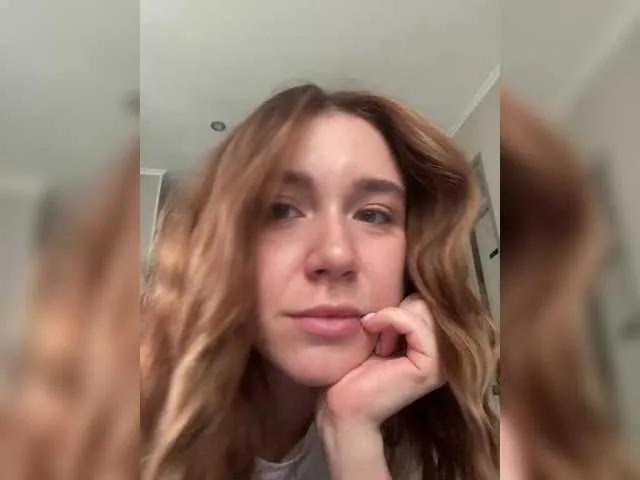 pizzahubb from BongaCams