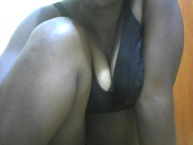 Prettybooty1 from BongaCams is Freechat