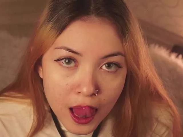 Pussy-Pikmi from BongaCams
