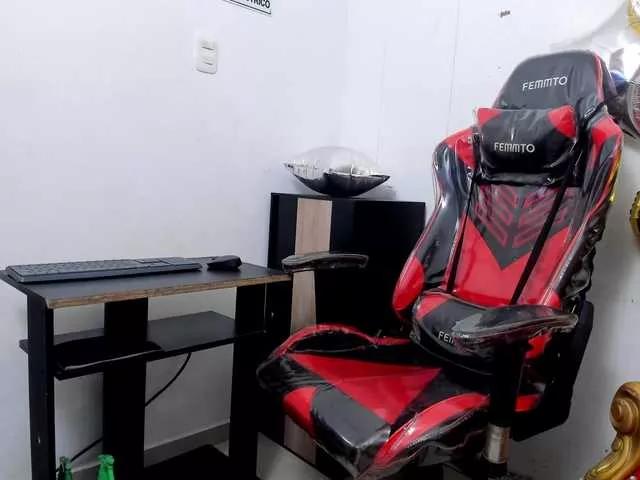 Pussy18Hardcore from BongaCams
