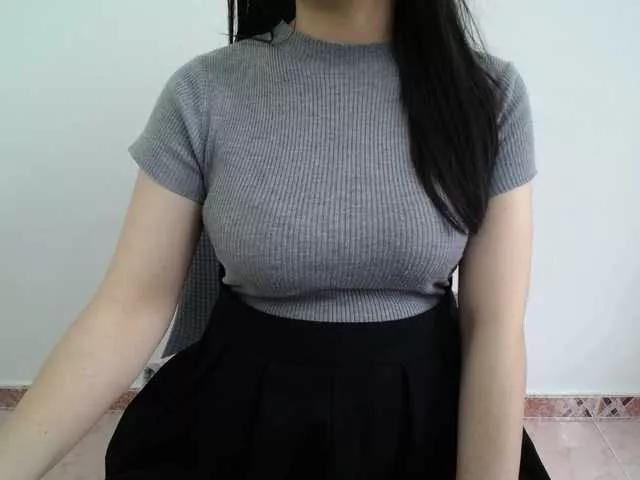 QueenHot92 from BongaCams
