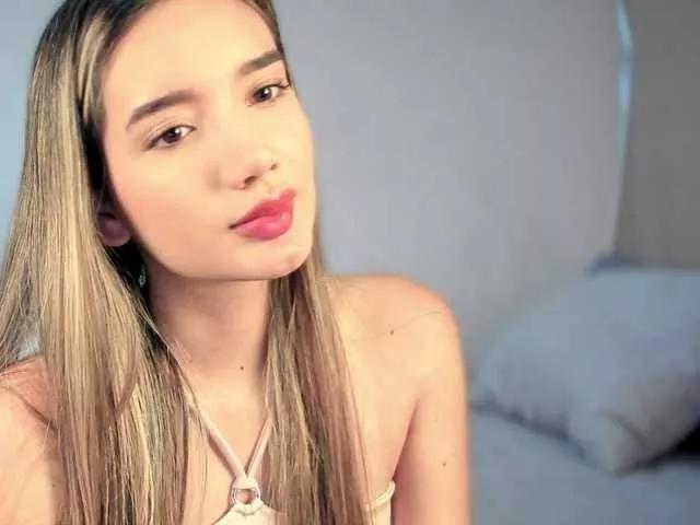 QUEENLICKME from BongaCams