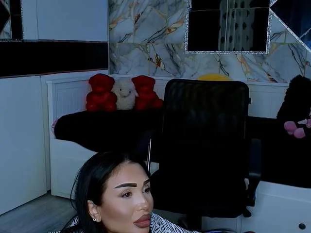 Queenmeryem from BongaCams