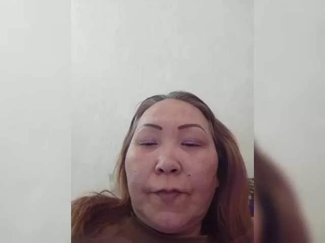 Qweentis from BongaCams
