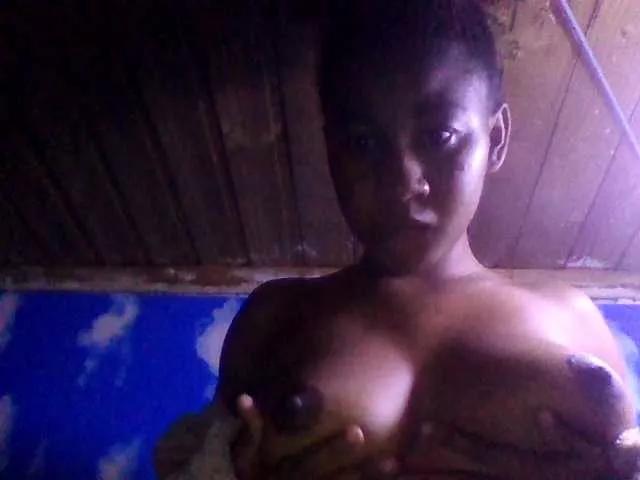 Raharisexy from BongaCams is Freechat