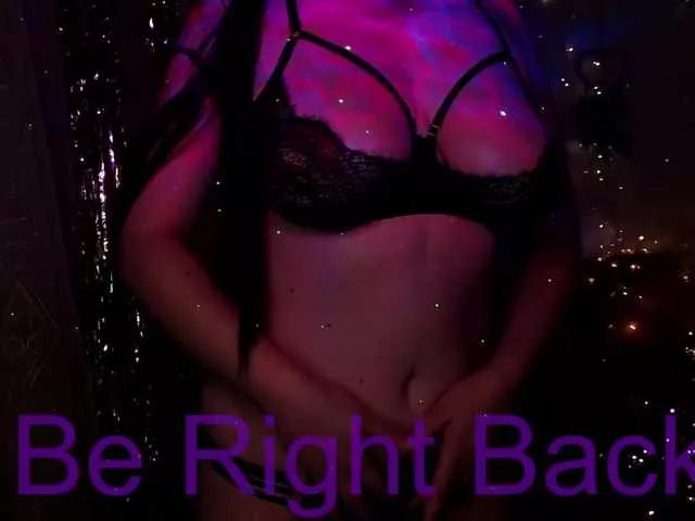 rizzik from BongaCams