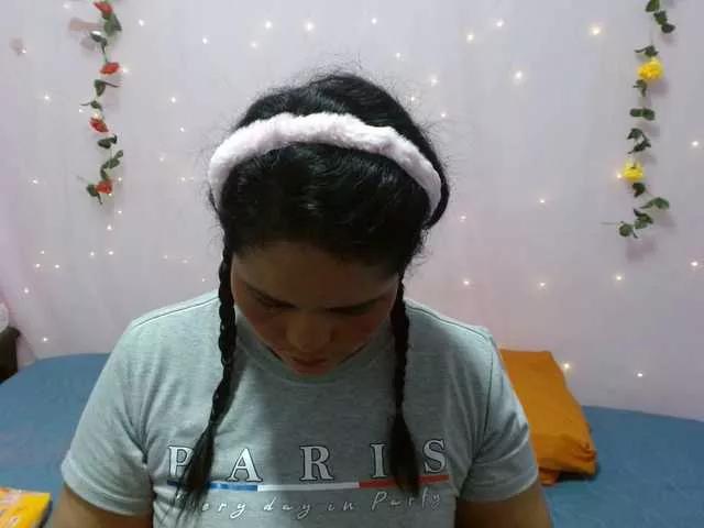 roouselatina1 from BongaCams