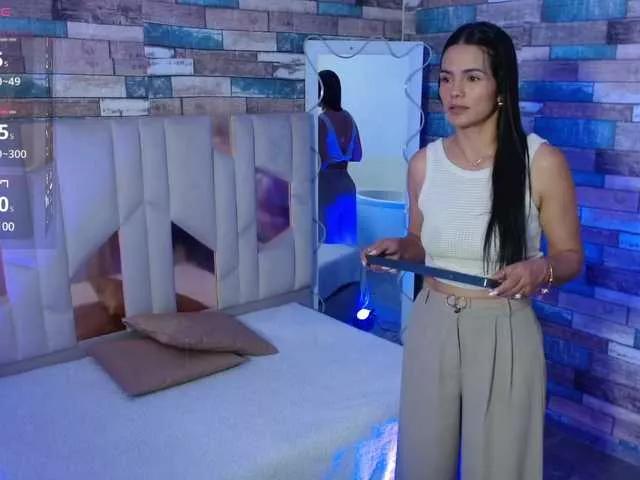 Rosalind-tay from BongaCams is Freechat