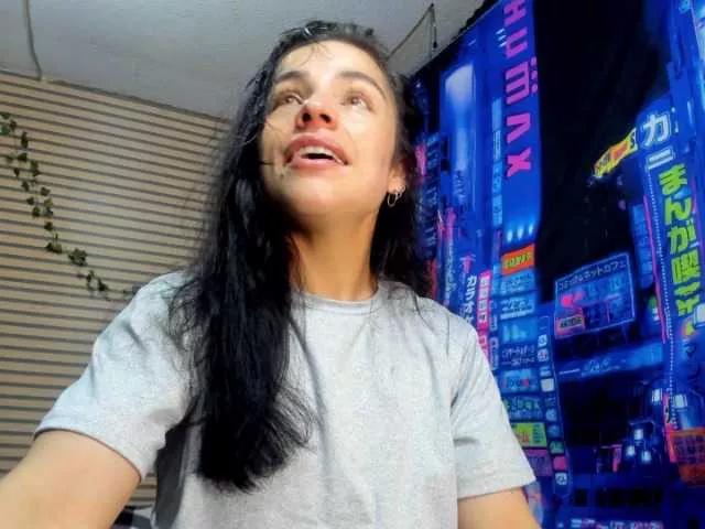 rosse2504 from BongaCams