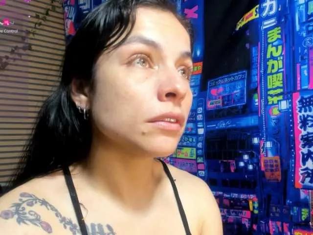 rosse2504 from BongaCams