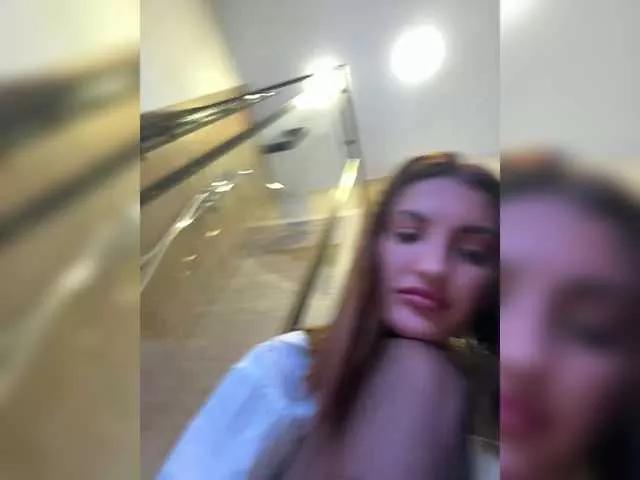 SafariQueen from BongaCams