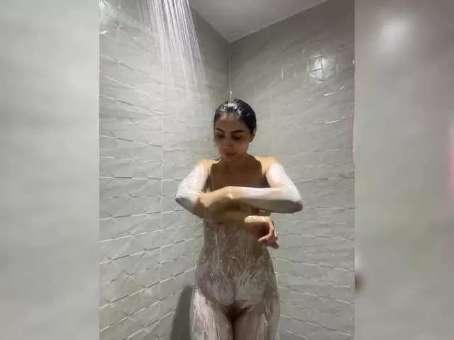 SallyeLeins from BongaCams