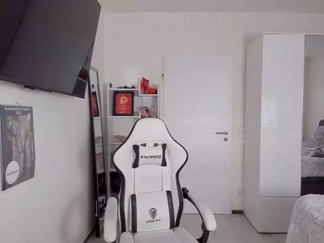 SallySecret on BongaCams 