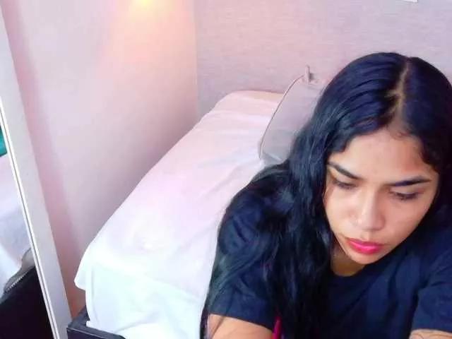 samantha-loren18 from BongaCams is Freechat