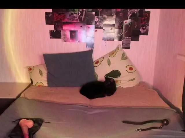 Checkout girls naked models with similar nickname. Cute sexy Free Models.