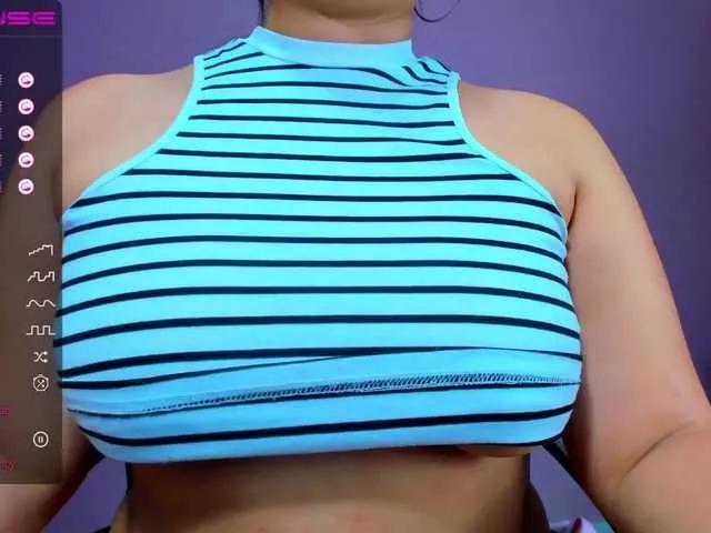 Sara-fox from BongaCams