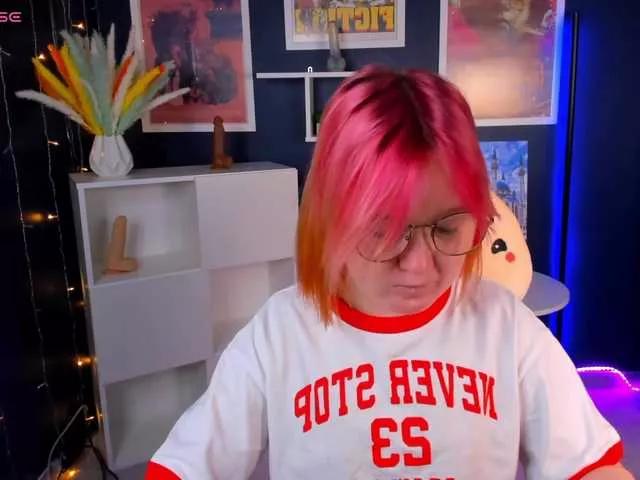 Sara-Moor from BongaCams