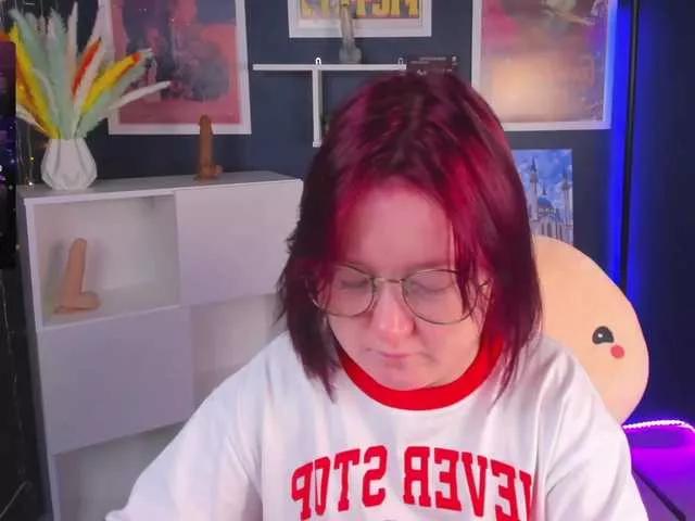 Sara-Moor from BongaCams