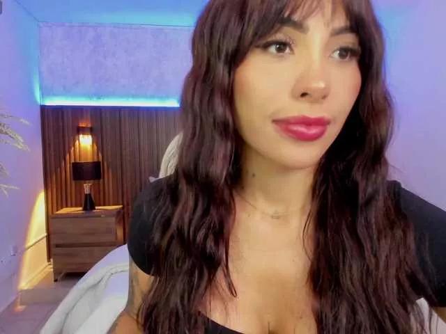 sarah-stonne from BongaCams