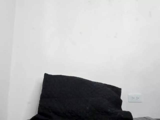 sarahcox from BongaCams