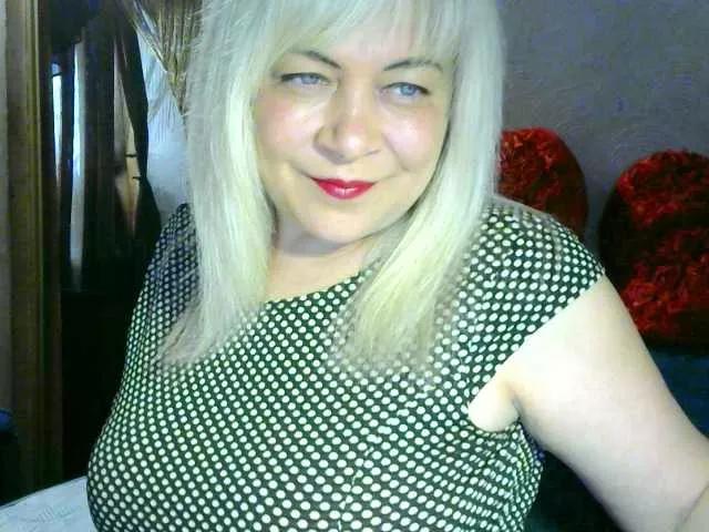 Savan35na from BongaCams