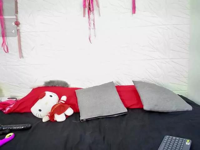 selena-92 from BongaCams is Freechat