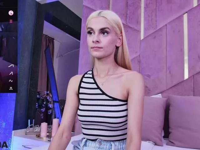 SelenaDaze from BongaCams is Freechat