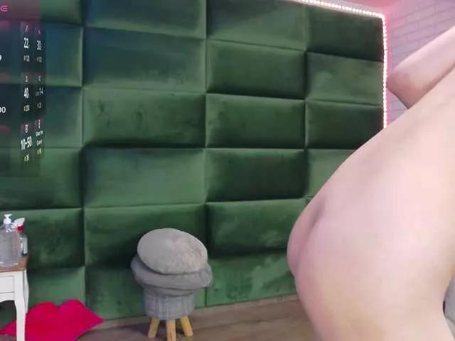 SelenSummer from BongaCams