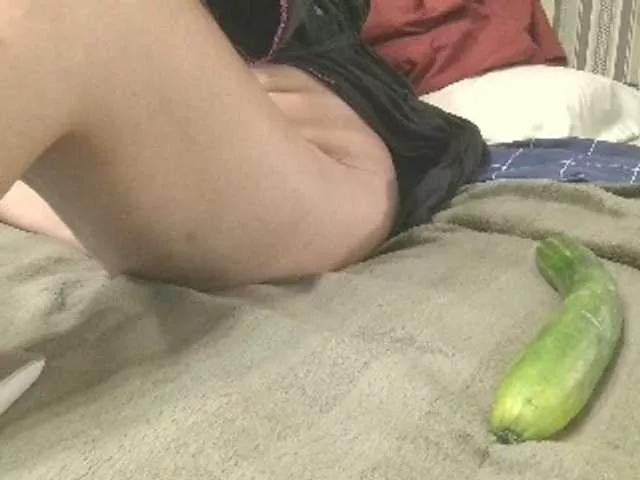 sensugirl from BongaCams