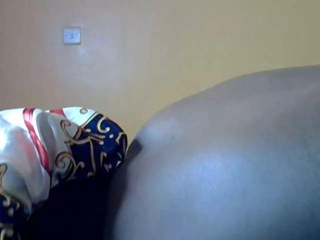 Sexxyref from BongaCams