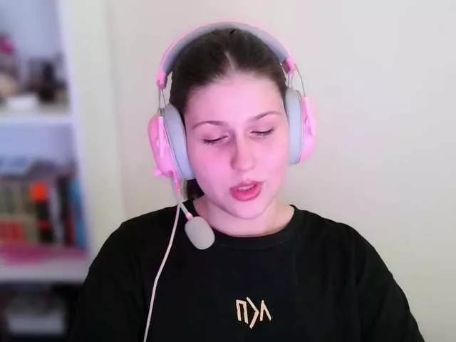 Checkout girls naked models with similar nickname. Cute sexy Free Models.