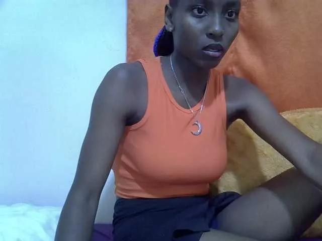 Sexythiny from BongaCams is Freechat