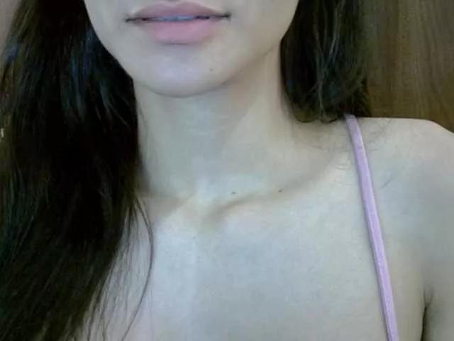 SkinnyKitty from BongaCams is Freechat