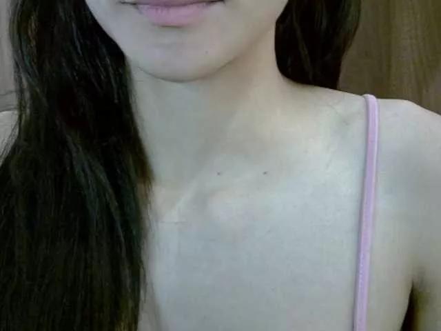 SkinnyKitty from BongaCams is Freechat