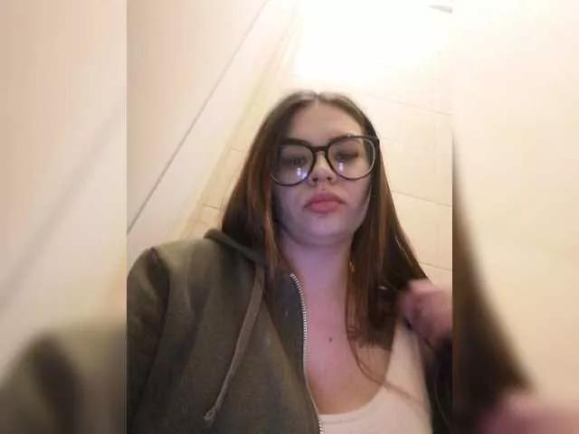 Sleepycloud from BongaCams