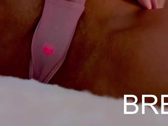 Sonya-Love on BongaCams