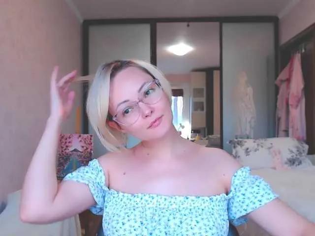 SophieCrush from BongaCams is Freechat