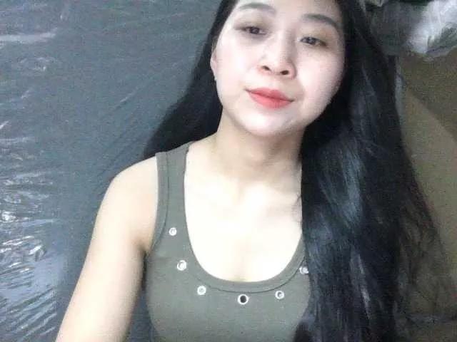 Strawberry18 from BongaCams is Freechat