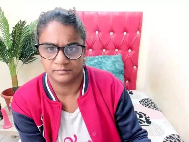 strawberrylips from BongaCams is Freechat