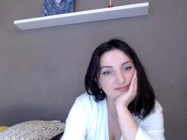Succubus13 from BongaCams