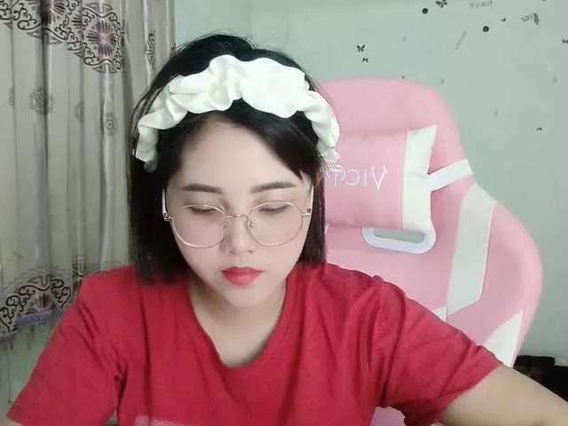 Suchan from BongaCams