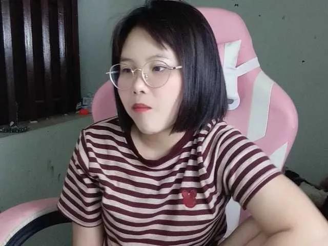 Suchan from BongaCams