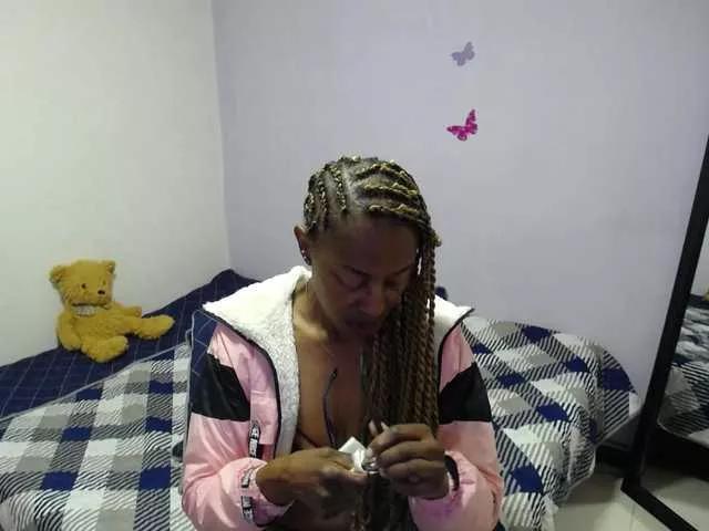SujeySexy from BongaCams is Freechat