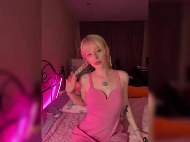 Checkout girls naked models with similar nickname. Cute sexy Free Models.