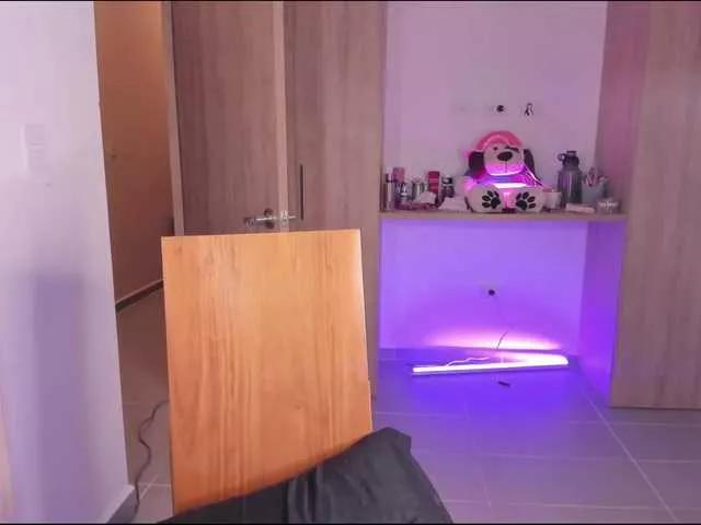 susi-bubbles from BongaCams