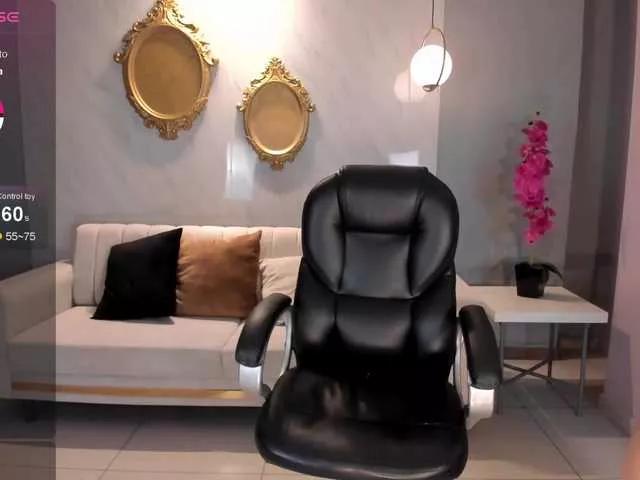 SussanElliot from BongaCams