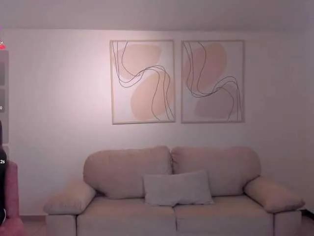 SussyBell from BongaCams